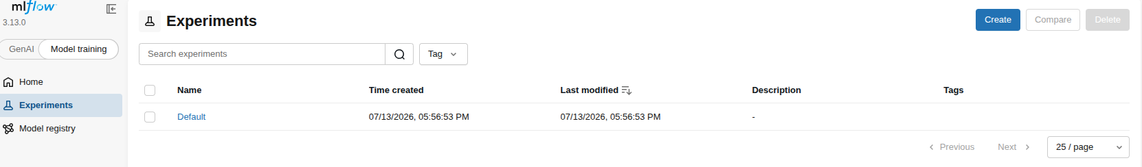 mlflow_ui.png